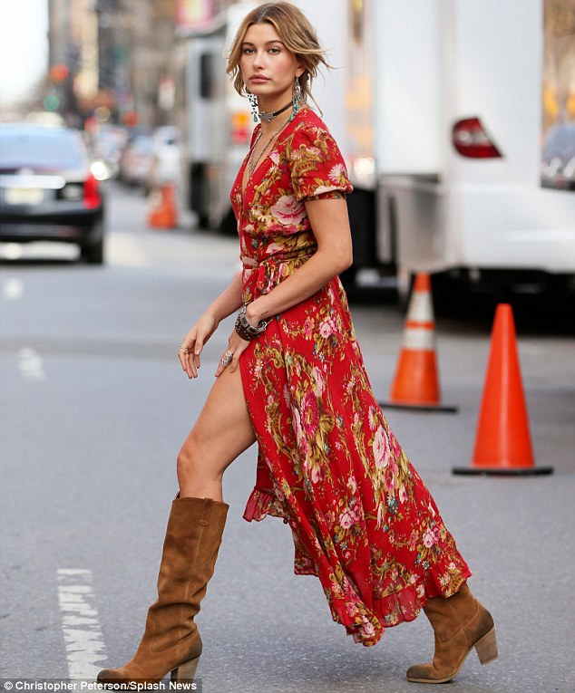 Hailey Baldwin's Best Street Style, Photos – Footwear News