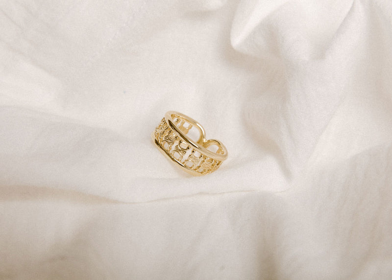 Gracie Ring