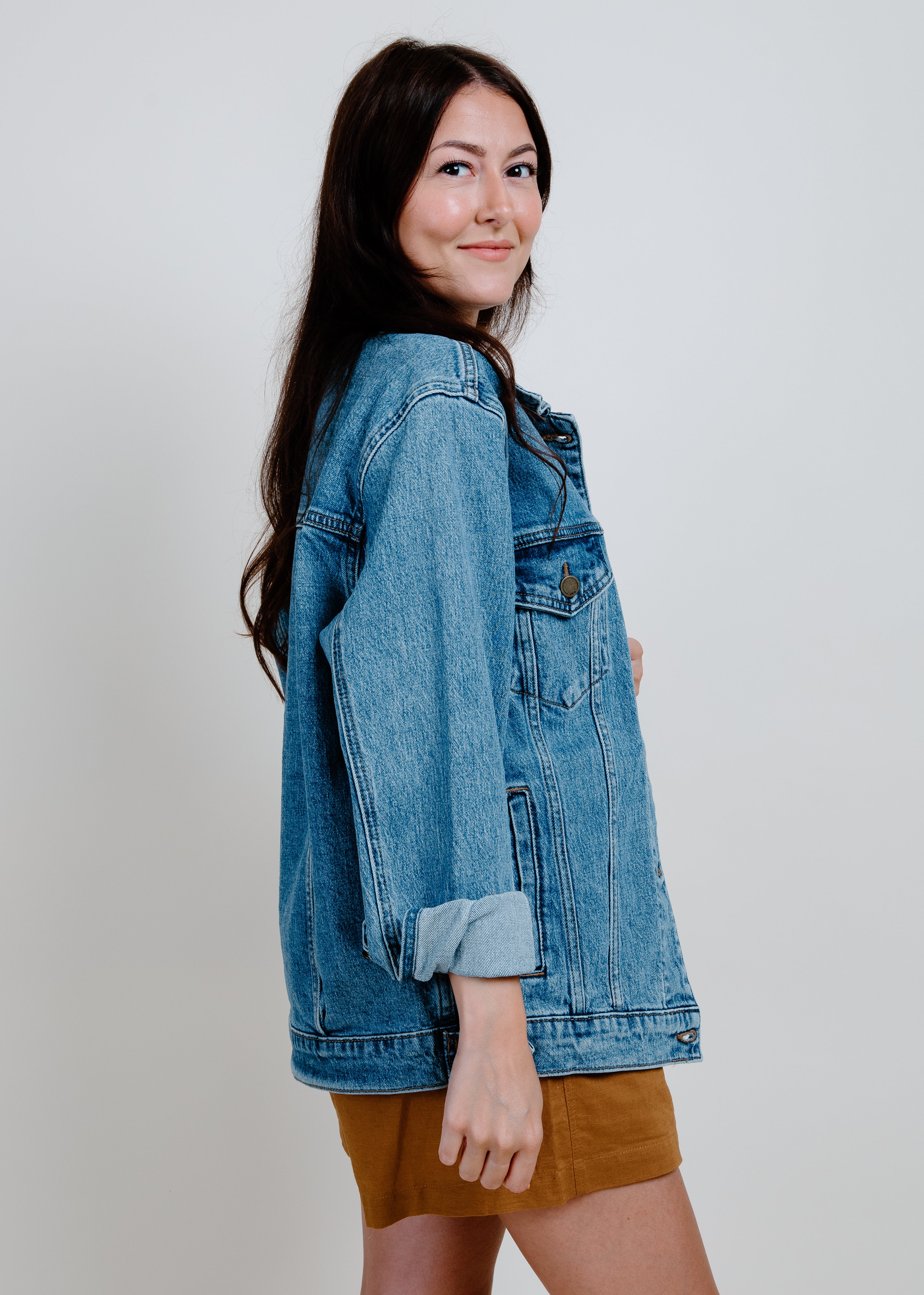 McKenzieOversizedDenimJacket0Q