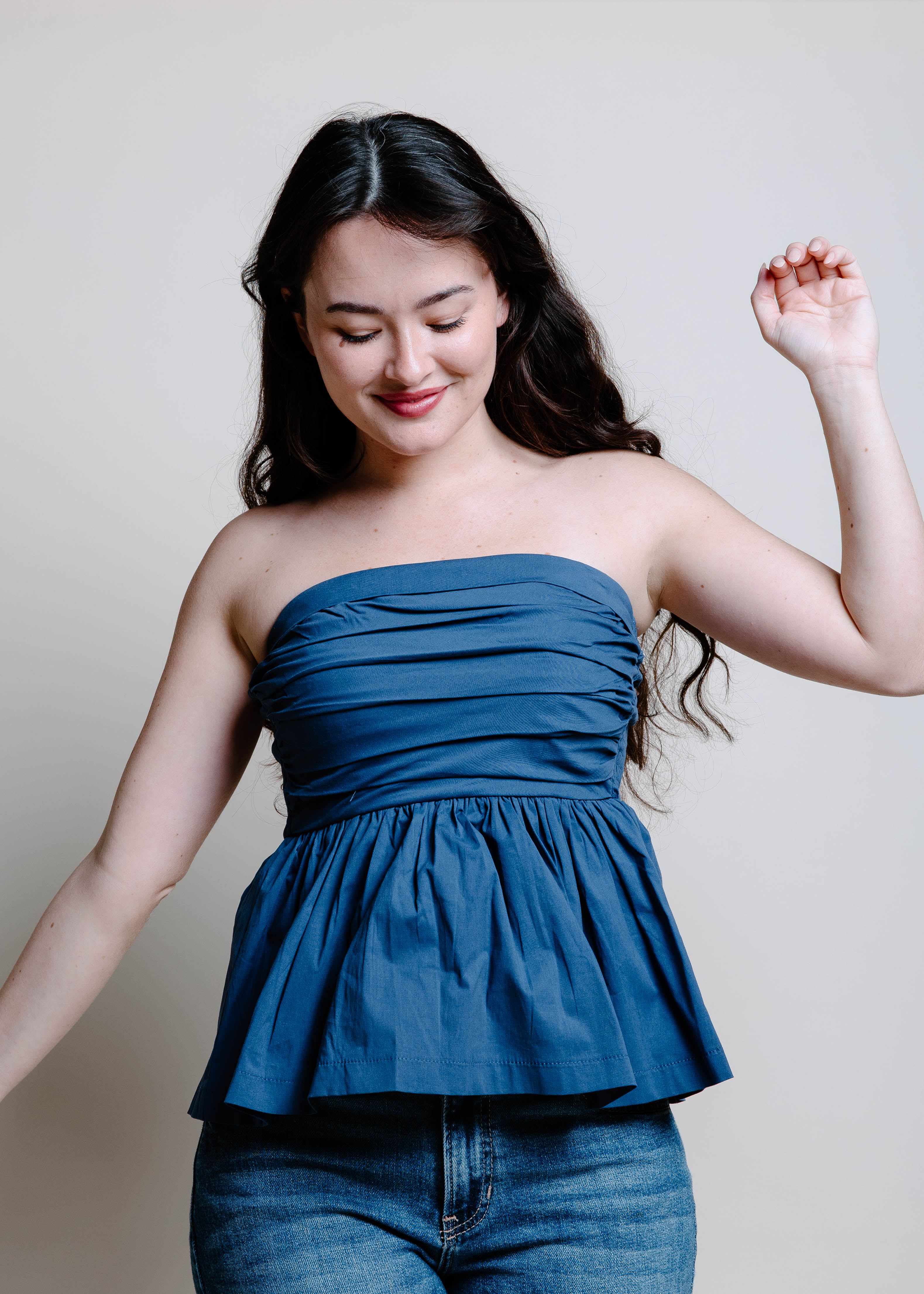 The Delanie Bubbled Peplum Top - Dusty Navy – Vinnie Louise