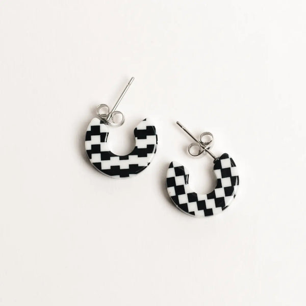 Mali Hoop Earrings In B+W checkered