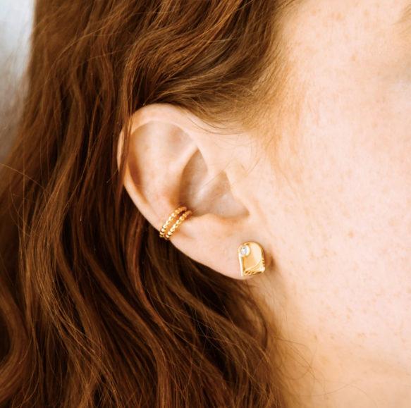 Ear Kit - Gracie Studs with Dune Plate